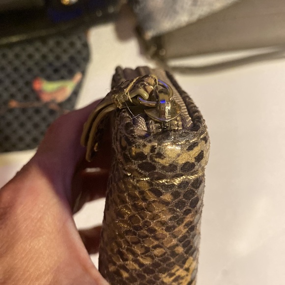 GUC. Nine West snakeskin style wallet. - Picture 12 of 13